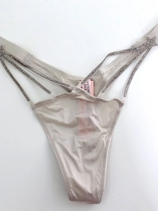 Victoria's Secret Very Sexy Starstruck Shine Smooth High-Leg Thong Panty Size L - Picture 2 of 5